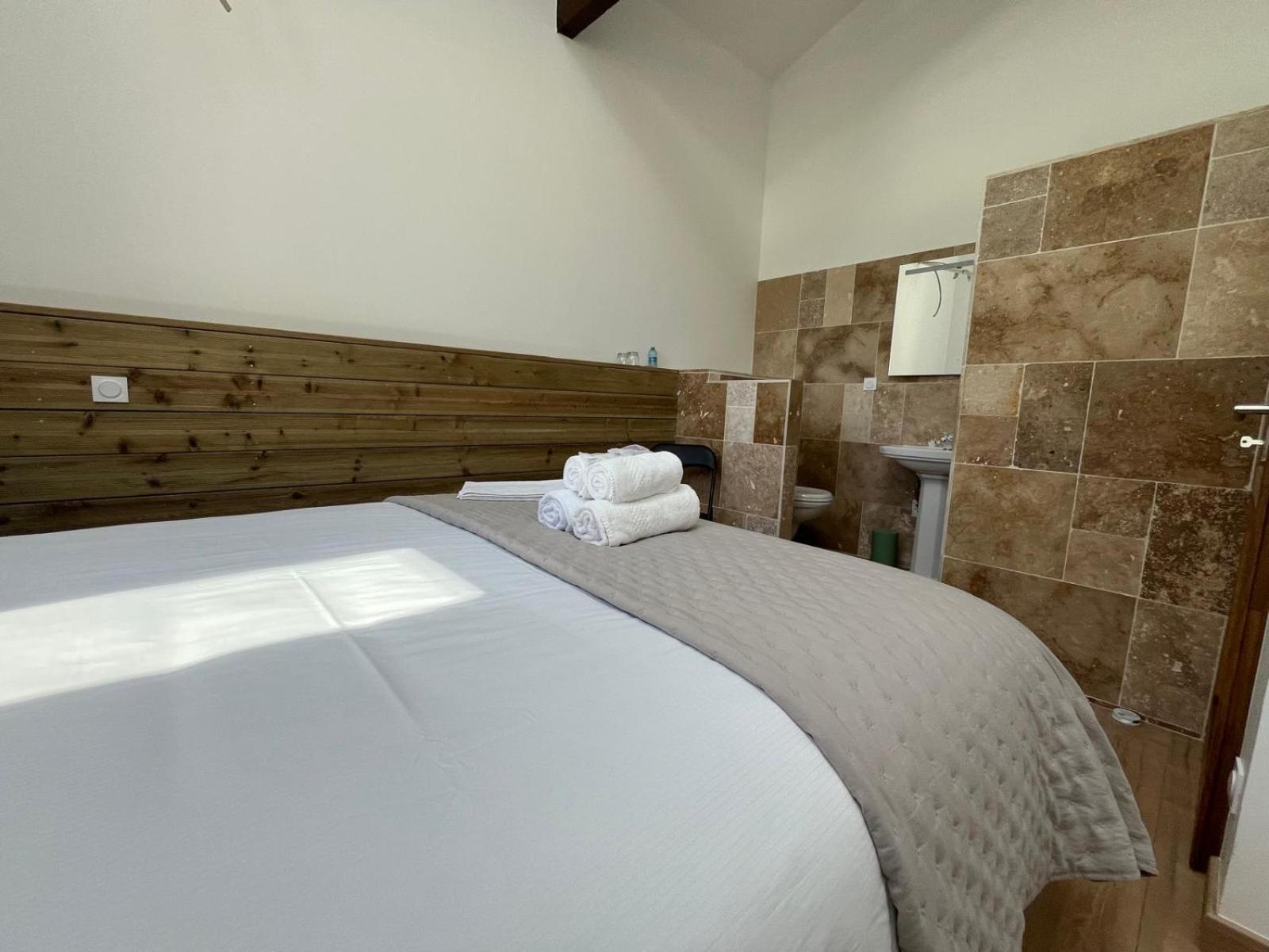 Fantastic Petit Beauval Hotel Saint-Sulpice-et-Cameyrac Exterior photo